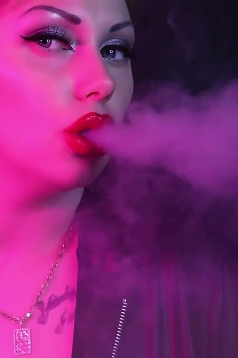 Deepening your lips addiction and reprogramming you into the powerless Gooner!