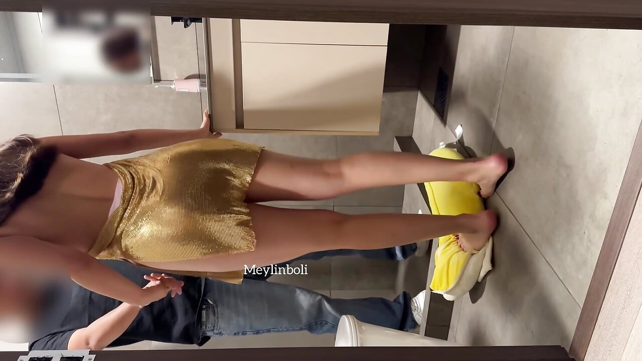墨西哥生日女孩乱搞她男朋友的好朋友真正的业余家庭视频