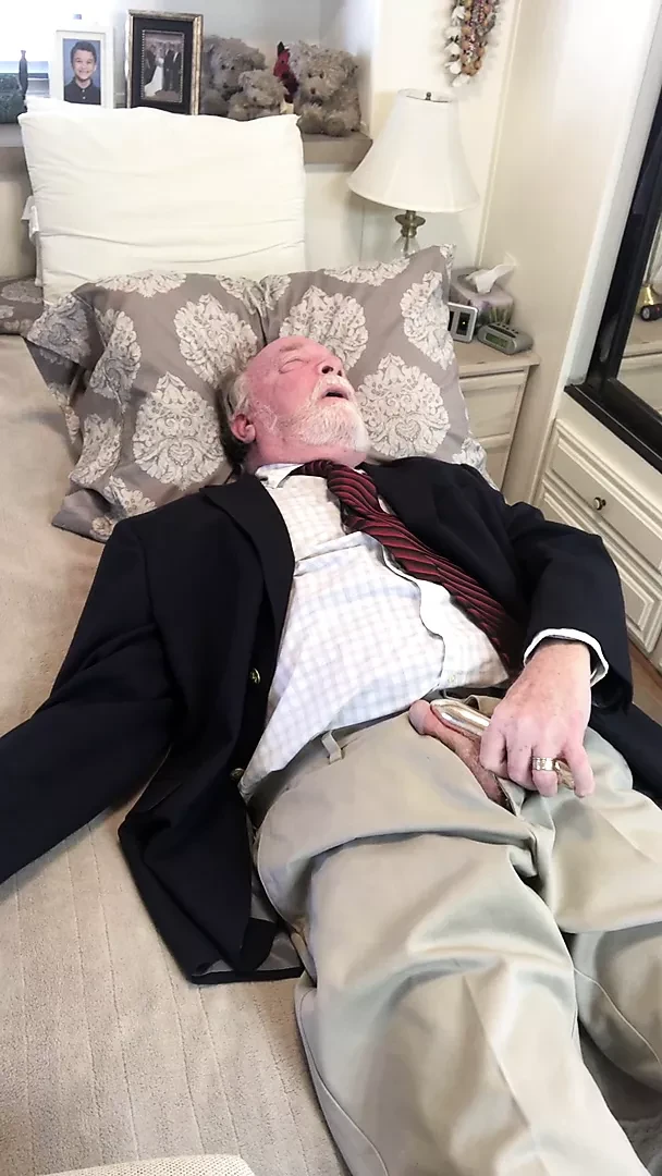 Dressed Up Time To Cum