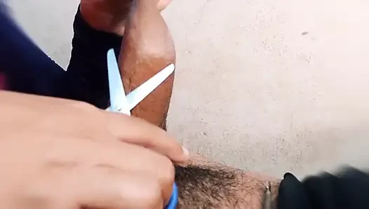 Üvey kız kardeşim sünnetimde metalik bir şey denemek istiyor, çok heyecan verici!