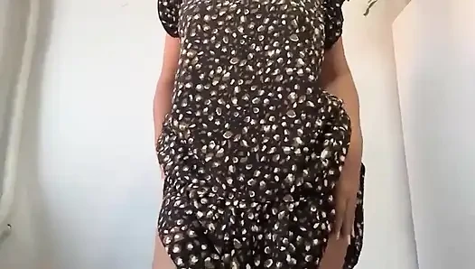 She Masturbated in Front of Her Boss Who Wants to Fuck Her