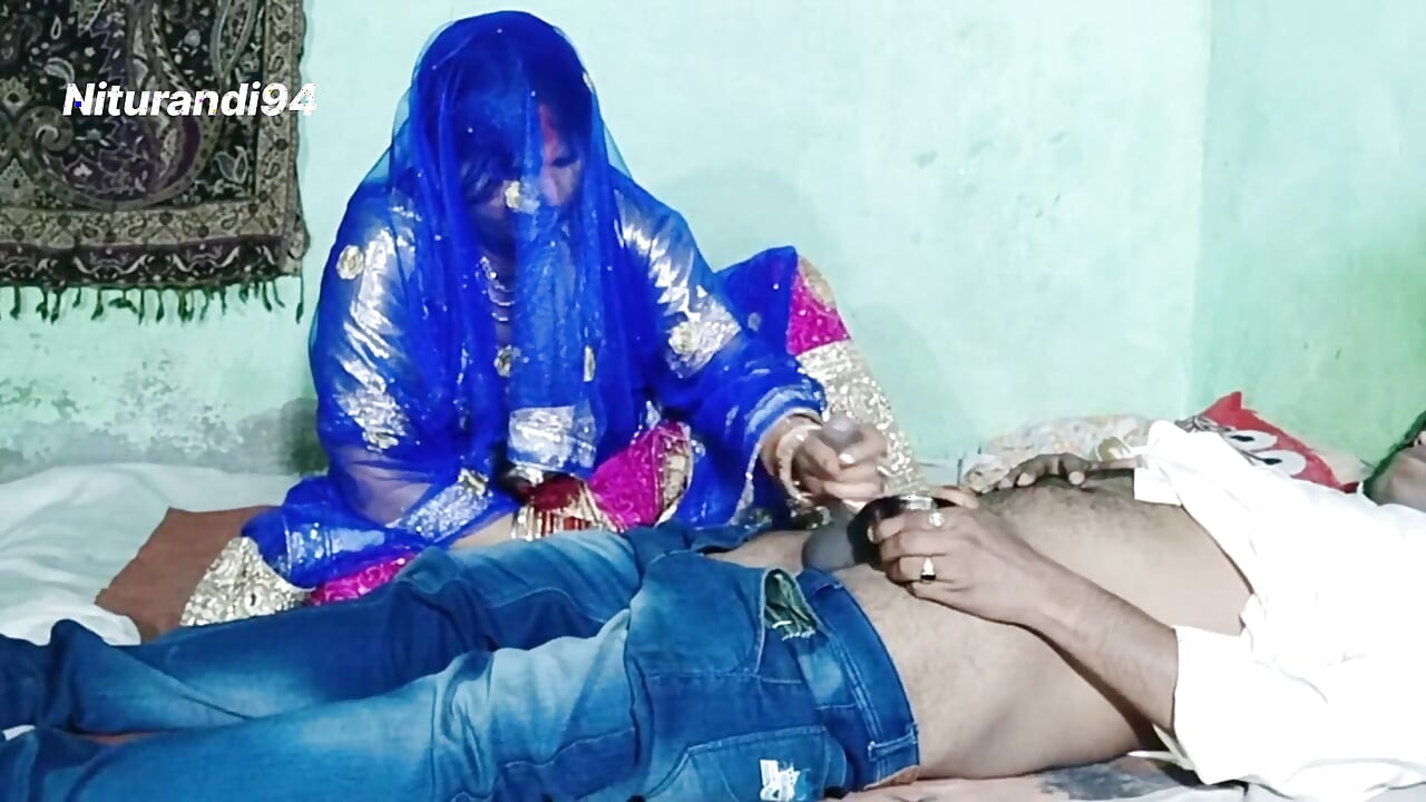 Bhabhi ki chudaee ki donan chuchi ko chus kiya se pura