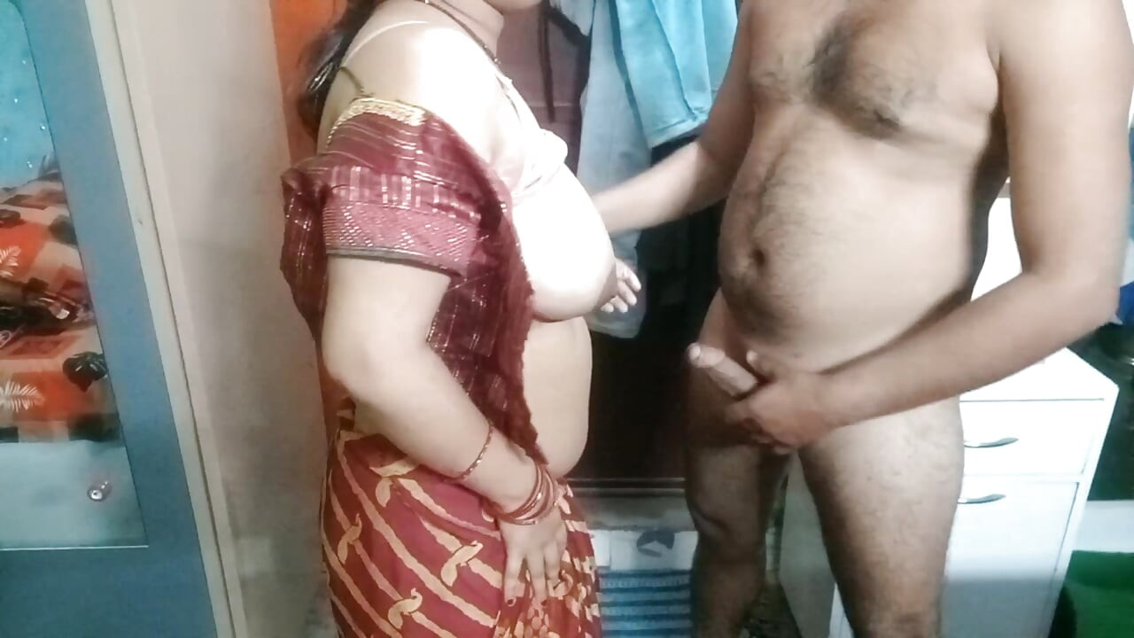 Bhabhi ne sara pani nikal diya.