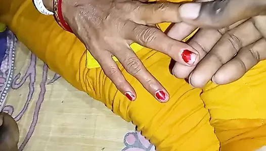 Village aunty ki juggi mein jakar chudai karke aaya doggy style Mein Kal...