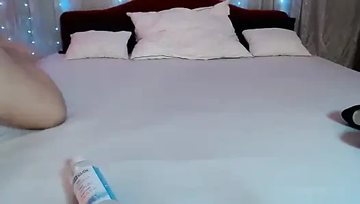 Islak amcığımı genişletiyorum - bölüm bir