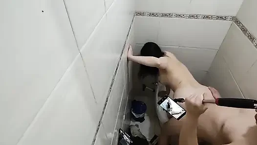 Ngentot, Pantat, Kaya Aku Lagi Makan, Aku Nggak Percaya Sama Kamar Mandi Urinoir Di Mana Pun Aku Memakannya.
