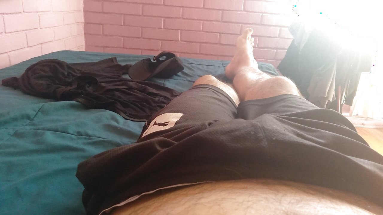 Man wants a great blowjob from his huge cock