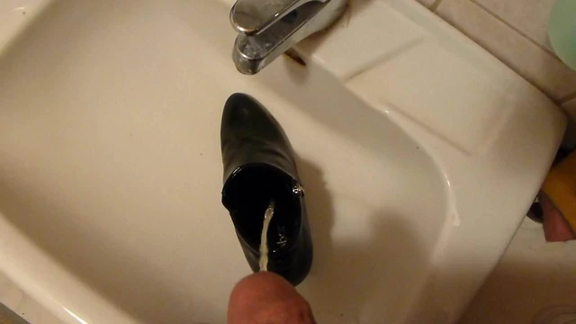 Piss in wifes high cut court shoe