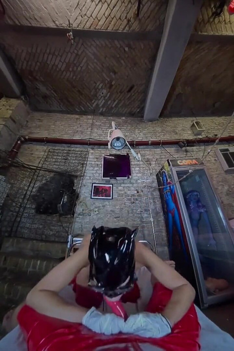 Uvrnute nimfomanke - čudne medicinske sestre u podzemnoj bolnici - deo 2