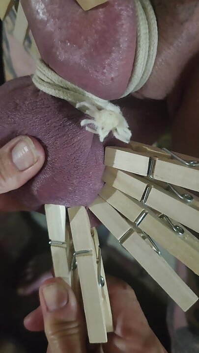 Goode Girl CBT Trying Out New Cloths Pins