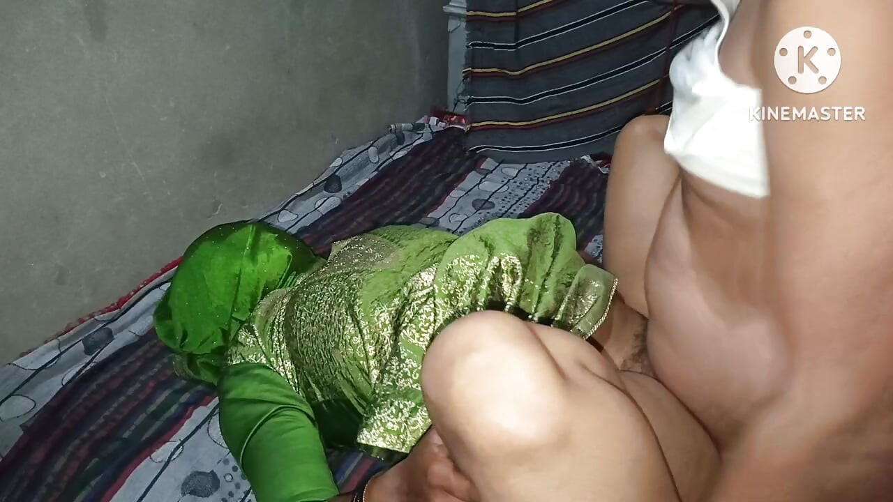 Desi Bhabhi w zielonym garniturze Salwar jebana ciężko przez Devara