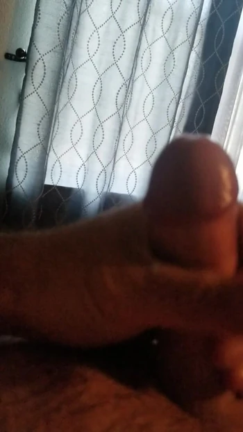 Mwm laying in bed, stroking for big load....