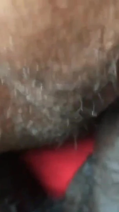 Momento cativante de "Pegando safadinha na cama do marido"