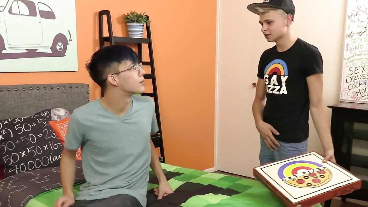 Lezzetli prezervatifsiz twink sert sikiş - bölüm #3 - %100 prezervatifsiz