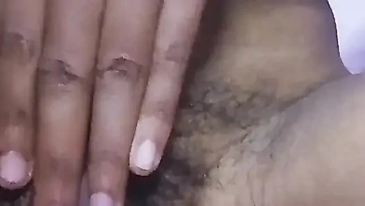 18+ ilk kez üvey kız kardeş desi parmaklıyor ve sert seks yenge