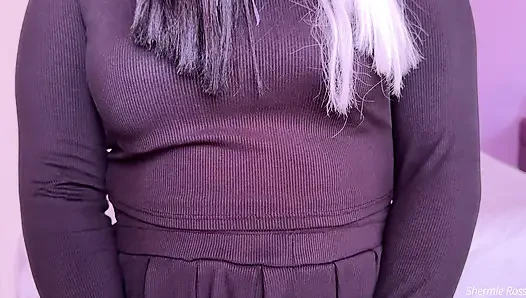 Cleaning girl tells me that she has no money, I offer her a deal and she ends up with her cock up to the inside