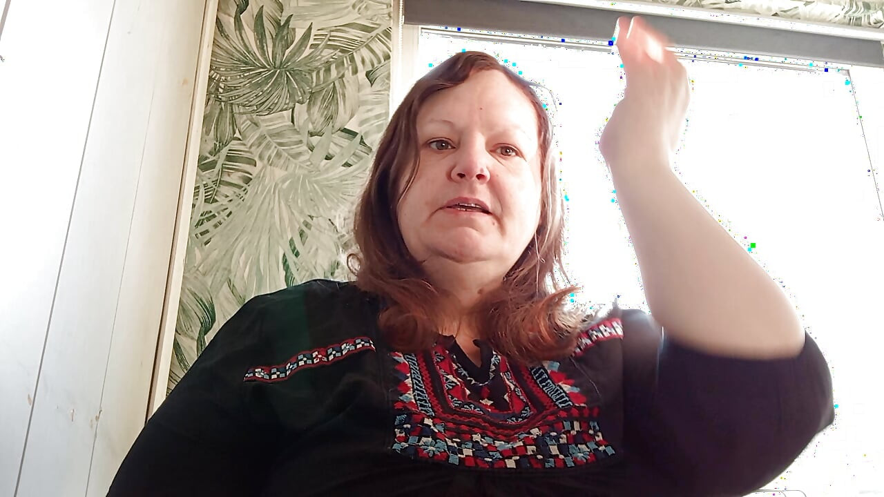 Je suis totalement à fond dans le sperme avec une BBW