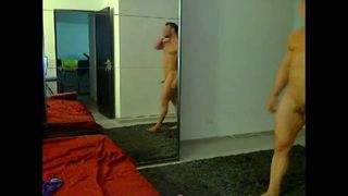 ¿Alguna vez has soñado con ver a un culturista posando desnuda? - especial