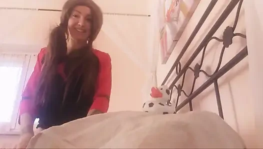 Üvey kuzenim götünü o kadar açıyor ki osuramıyor