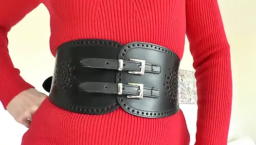 Широкие тугие ремни, часть 79, леди Виктория Валенте