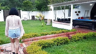 Curul mare columbian vrea să-mi călărească pula pe masa de la Villar - porno în engleză