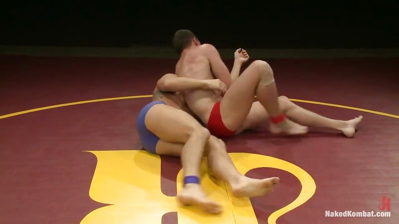 Bryan Cole the Constrictor Vs. Hayden the Swank Richards