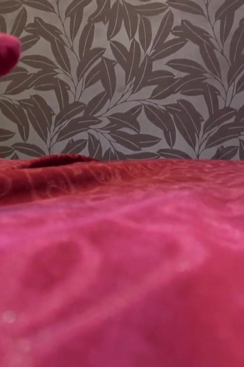 Idol Faced Beauty Gives a Deep Blowjob and Turns the Moment Into an Intense Private Session