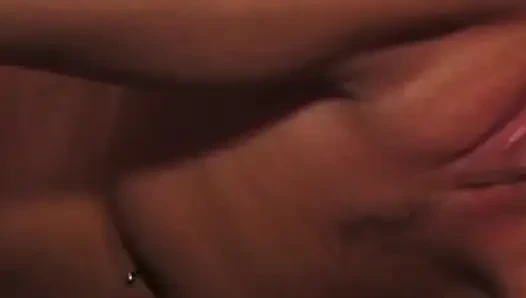 Heißer Gym-Sex mit rothaariger Schönheit