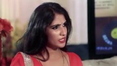 Savita bhabhi sexo caliente con devar escena de sexo nocturno caliente