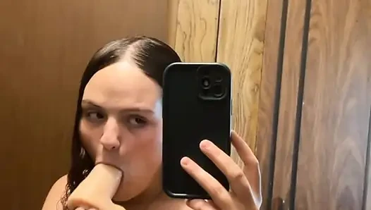 Dildo creampie