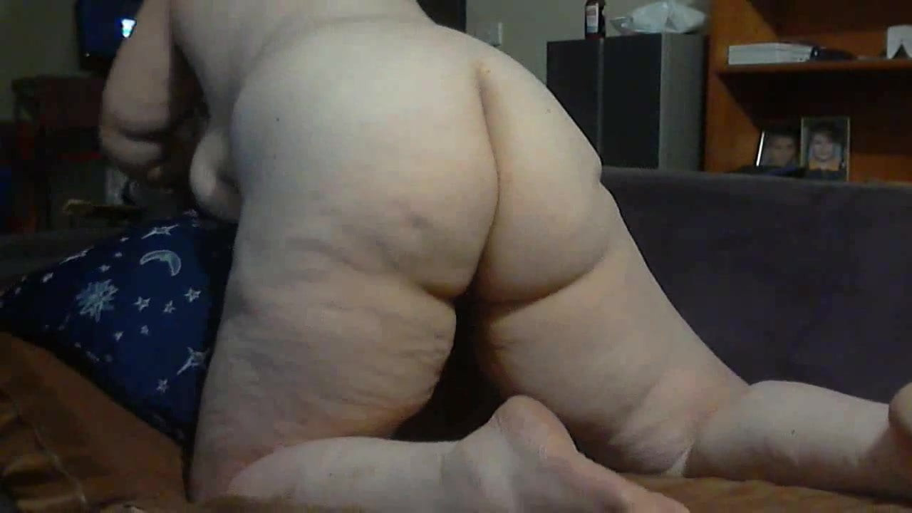 BBW fisting and squirt multiple