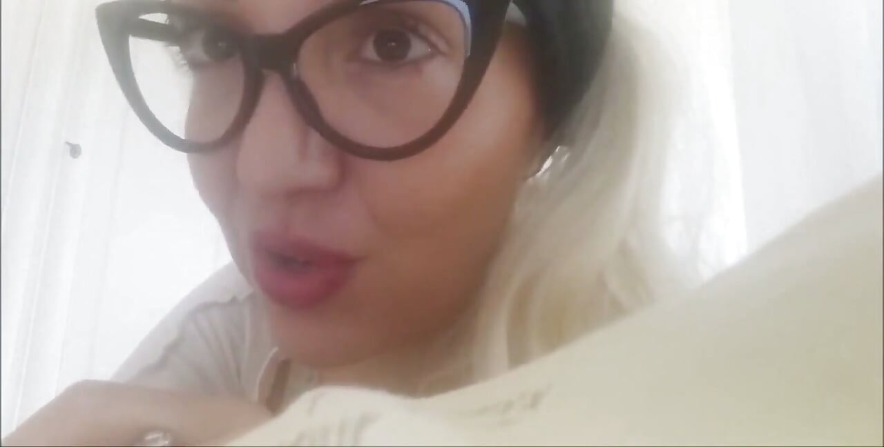 2 Wonderful Clip: Time for My Naughty Boy-another Italian Lesson!