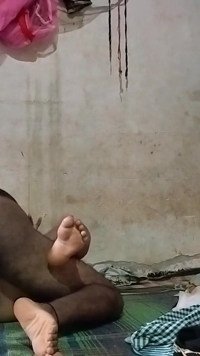 Snažan trenutak iz "Muž i žena, potpuni deshi seksi video"