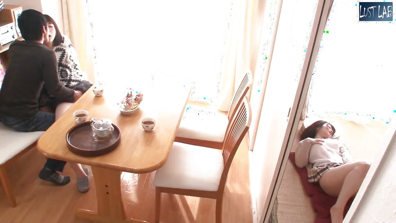 Yeni apartman baştan çıkarma, evli komşularla çevrili, gübresi yavaşça kaymaya başlıyor, bölüm1