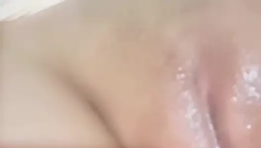 Видео деревенки, одна дома