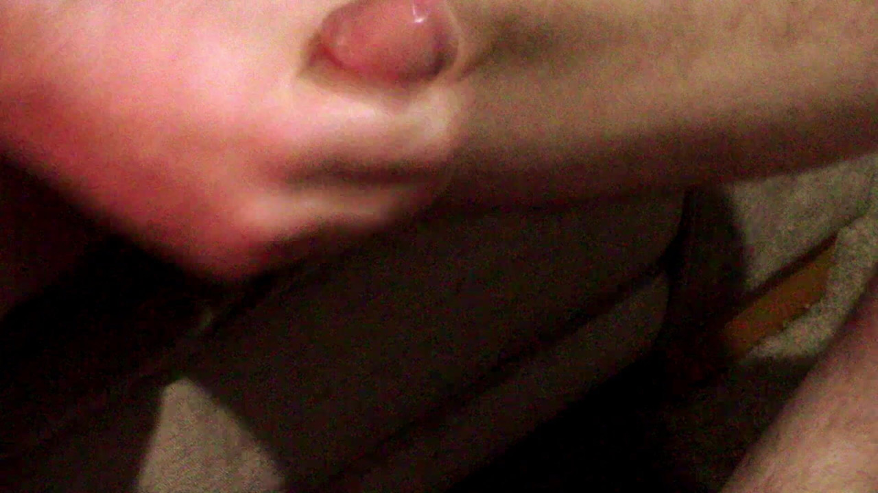 Quick cumshot on sofa with open blinds