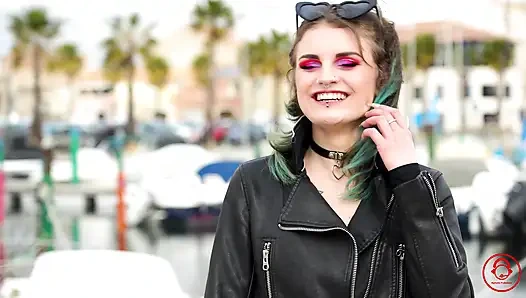 Trixy Kitty Çifte Hakimiyet