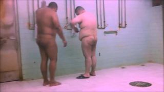 Nackte Männer in der Sauna 1