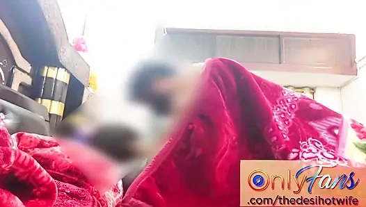 Недавно Вышедшая Замуж Домохозяйка Недовольна Маленьким Членом Мужа