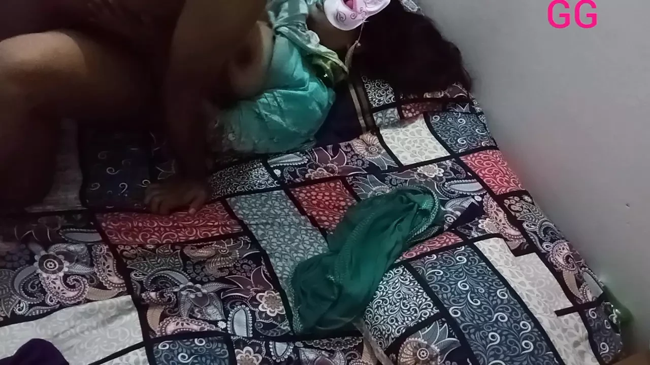 Big Boobs desi Bhabi gets her ass and pussy fucked by debor -girlgroup