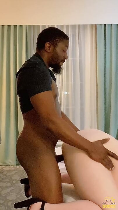 Succulent Samantha: Dewasa Hotel Grab dan Smash
