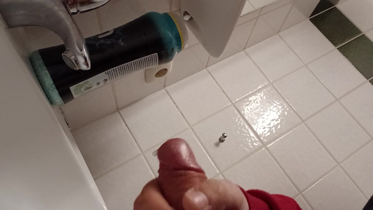 german boy huge cumshot .