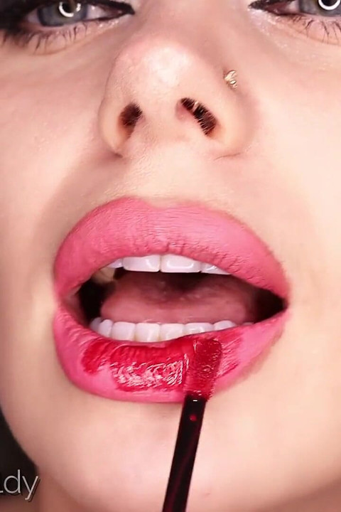 3 lipstick = 3 JOI = 3 cum countdown