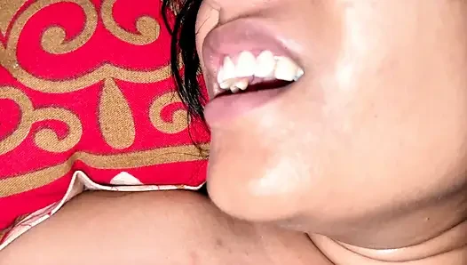 Hintli üvey anne kıllı amcık tam sert seks videosu