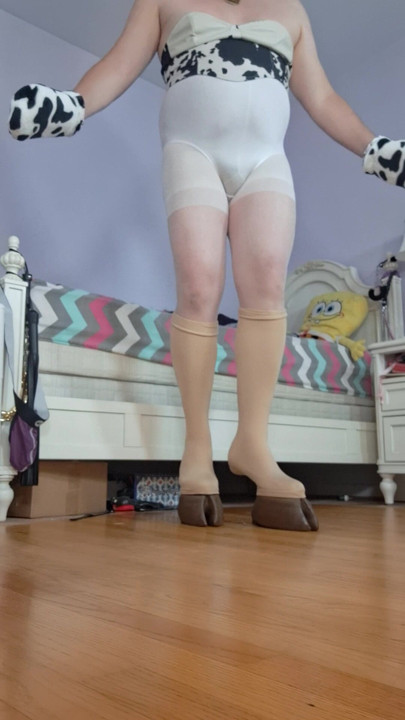 My man bought me cow hoofs shoes so I can be even more of a hucow for him! They are so cippity cloppity!