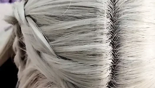 Cewek penurut ini nyepong kontol pria kulit putih dengan wig putih & warna biru - debora dientot habis-habisan sama kontol besar wellington sampai lubangnya menganga lebar