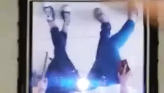 Lizet y mariana boşalıyor 1