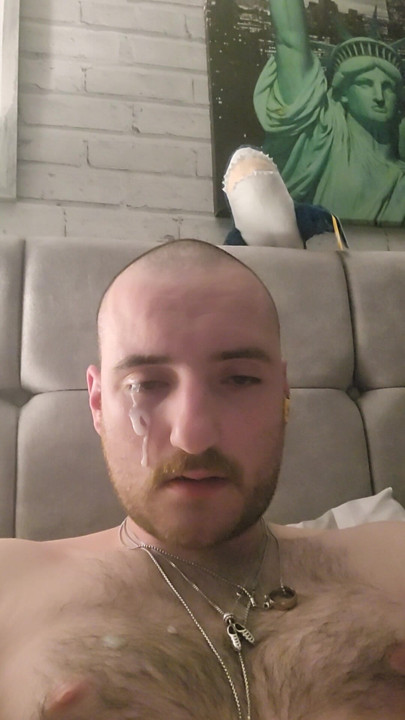 Scottish Twink Self Facial