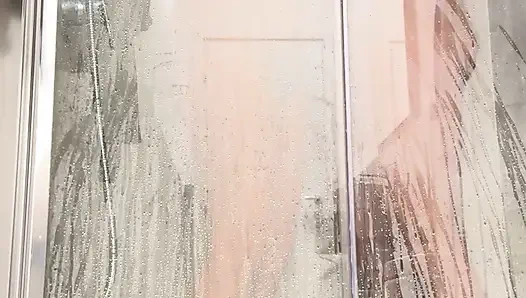 Обнаженный горячий душ с моей женой