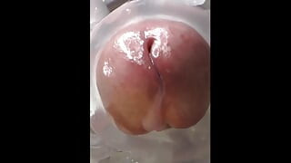 Jebanje Velikog Kurca s Fleshlight Ledom Odozdo s POV svršavanjem u otvorenu pičku